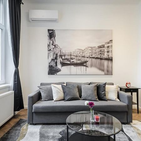 Bpr Sirius Suite With A/C Budapest Ngoại thất bức ảnh